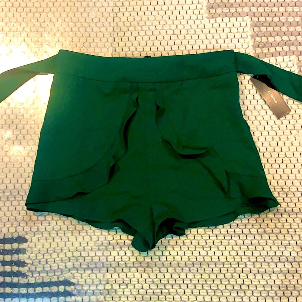 Lulus Ruffle Short